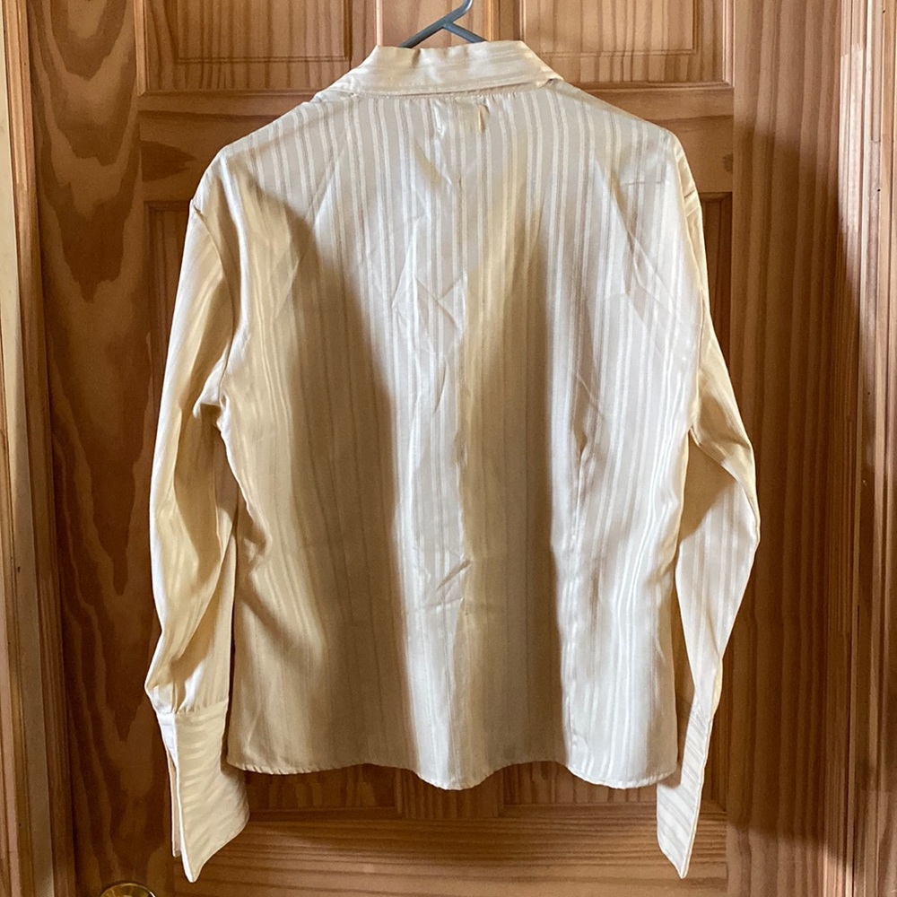 button down shirt from Uniti Casuals - Picture 4 of 11